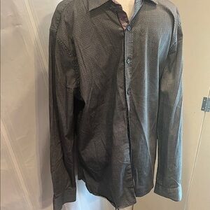 Tahari Men's Black Patterned Button Down Shirt